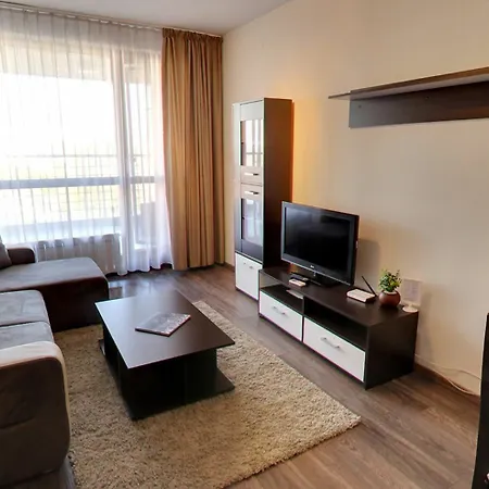 Blvd Apartment