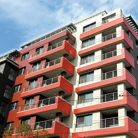 Blvd Apartment